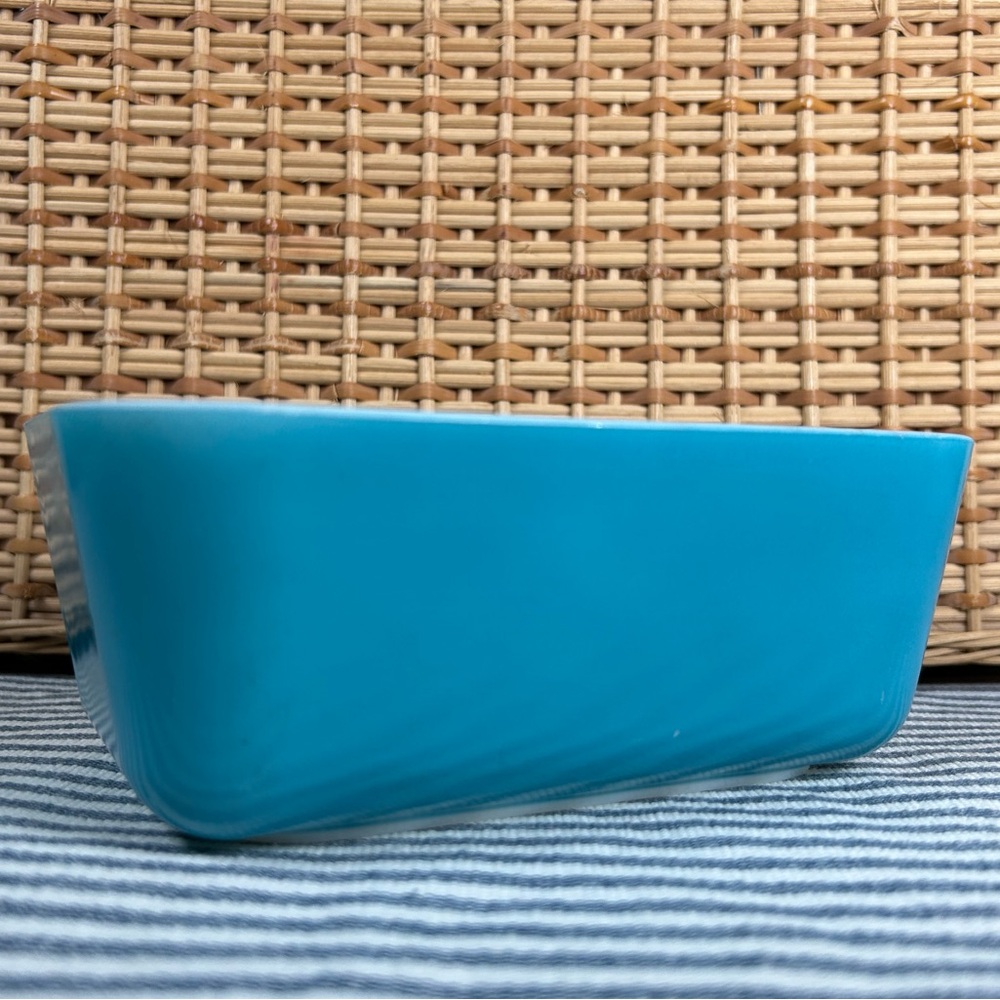 Pyrex 502 Fridge dish without Lid